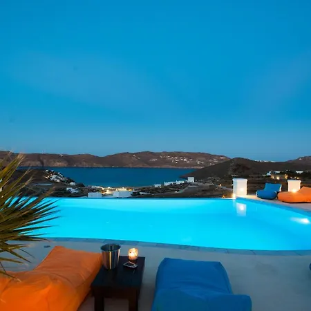 Panormos White Villa *